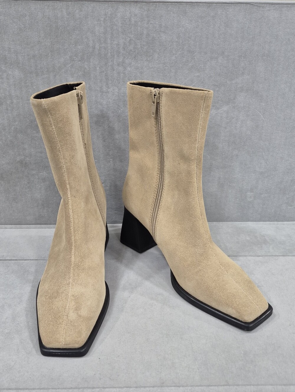 Vagabond Hedda ankle boots women's 6 tan suede leather matte black heel side zip